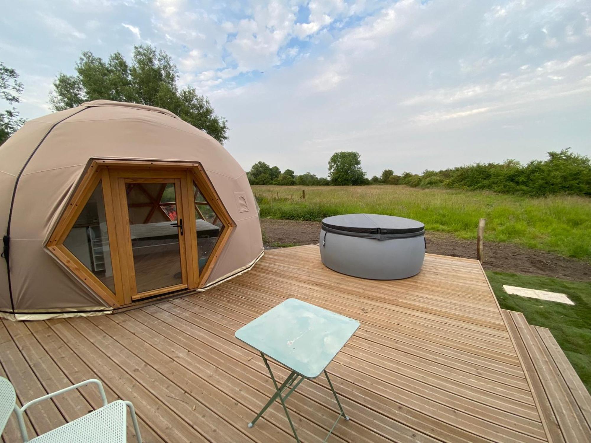 Dome Geodesique - Baie De Somme Hotel Favieres  Exterior photo